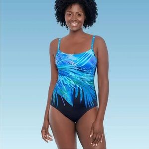 NWT: Dreamsuit 1 pc Swimsuit w Ruched Sides & Slimming Tummy Control Technology